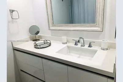 881 Ocean Dr #TH7, Key Biscayne, FL 33149 - Photo 45