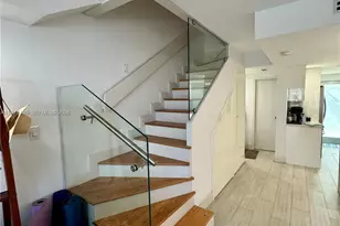 881 Ocean Dr, Key Biscayne, FL 33149 - Photo 25