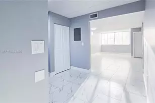 6045 NW 186th St, Hialeah, FL 33015 - Photo 9