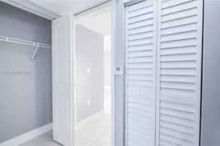 6045 NW 186th St, Hialeah, FL 33015 - Photo 15