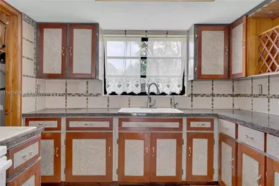 16501 SW 102nd Ct, Miami, FL 33157 - Photo 17