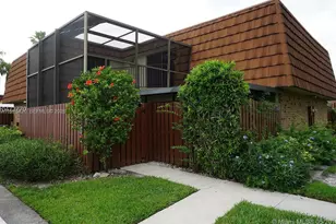 11881 SW 13th Ct, Davie, FL 33325 - Photo 1