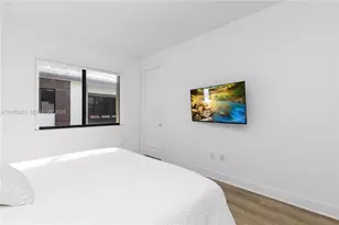 4301 NW 81st Ct, Doral, FL 33166 - Photo 19