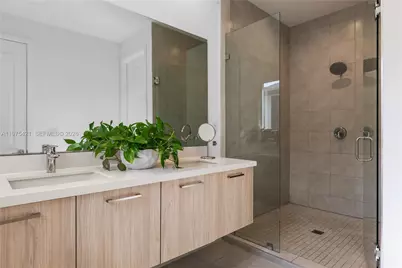 4301 NW 81st Ct #1, Doral, FL 33166 - Photo 23