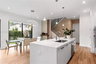 4301 NW 81st Ct, Doral, FL 33166 - Photo 3