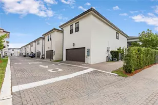 4301 NW 81st Ct, Doral, FL 33166 - Photo 45