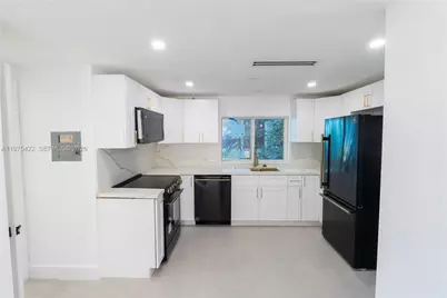 905 Tangier St, Coral Gables, FL 33134 - Photo 3