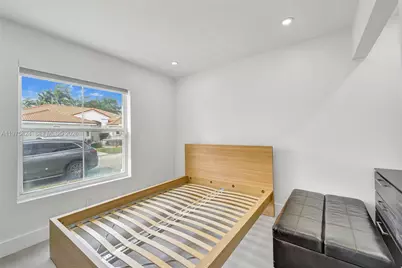 3371 SW 51st St, Hollywood, FL 33312 - Photo 11