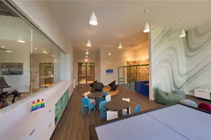 16385 SE Biscayne Blvd, North Miami Beach, FL 33160 - Photo 33