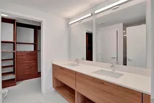 16385 SE Biscayne Blvd, North Miami Beach, FL 33160 - Photo 7