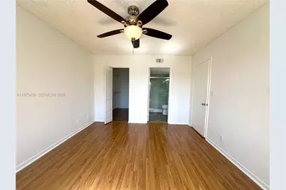 8160 Geneva Ct #404, Doral, FL 33166 - Photo 11