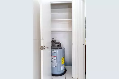 1333 NW 15th St #8, Miami, FL 33125 - Photo 19