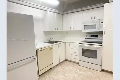 4304 NW 9th Ave #2-1C, Deerfield Beach, FL 33064 - Photo 1