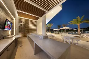 16385 Biscayne Blvd, North Miami Beach, FL 33160 - Photo 41