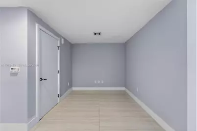 16385 Biscayne Blvd #2920, North Miami Beach, FL 33160 - Photo 21