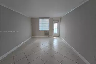 441 Collins Ave, Miami Beach, FL 33139 - Photo 9