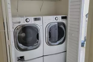 16588 SW 44th St, Kendall, FL 33185 - Photo 15