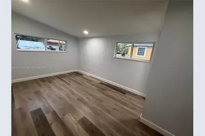 1835 NE 153rd St #0, North Miami Beach, FL 33162 - Photo 5