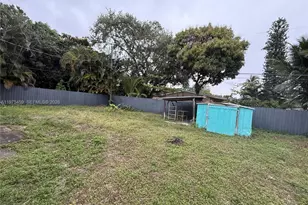 1835 NE 153rd St, North Miami Beach, FL 33162 - Photo 7