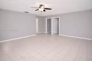 3841 NE 3rd Ave, Oakland Park, FL 33334 - Photo 5