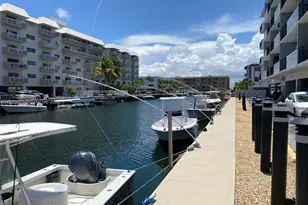 3642 NE 171 St, North Miami Beach, FL 33160 - Photo 17