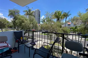 3642 NE 171 St, North Miami Beach, FL 33160 - Photo 19