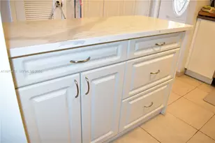 2801 N Pine Island Rd, Sunrise, FL 33322 - Photo 13