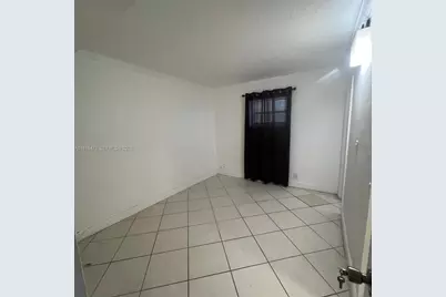 109 SW 1st Ave, Hallandale Beach, FL 33009 - Photo 17
