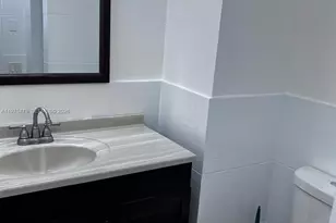 109 SW 1st Ave, Hallandale Beach, FL 33009 - Photo 9