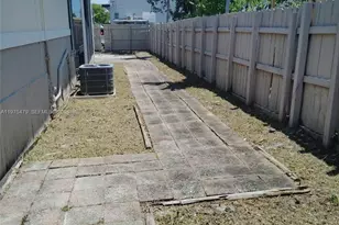 109 SW 1st Ave, Hallandale Beach, FL 33009 - Photo 25