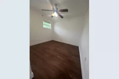 109 SW 1st Ave, Hallandale Beach, FL 33009 - Photo 21