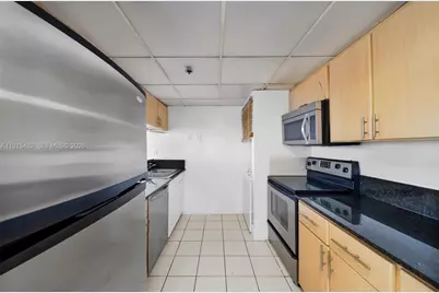 7601 E Treasure Dr #1917, North Bay Village, FL 33141 - Photo 13