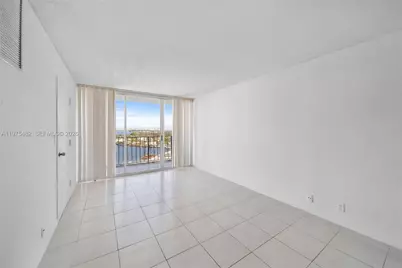 7601 E Treasure Dr #1917, North Bay Village, FL 33141 - Photo 15