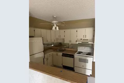 10753 W Clairmont Cir #106, Tamarac, FL 33321 - Photo 3