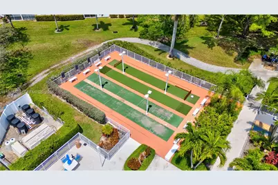 10753 W Clairmont Cir #106, Tamarac, FL 33321 - Photo 7