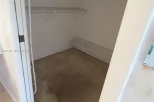 10753 W Clairmont Cir, Tamarac, FL 33321 - Photo 7