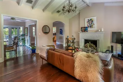 1260 La Mancha Ave, Coral Gables, FL 33134 - Photo 5