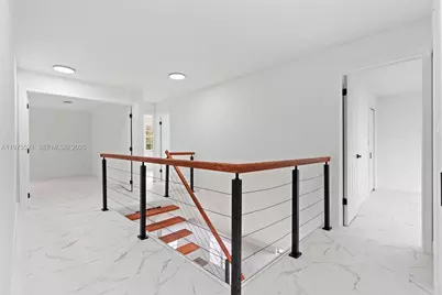 7945 NW 187th Ln, Hialeah, FL 33015 - Photo 31