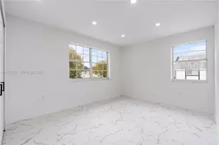 7945 NW 187th Ln, Hialeah, FL 33015 - Photo 25