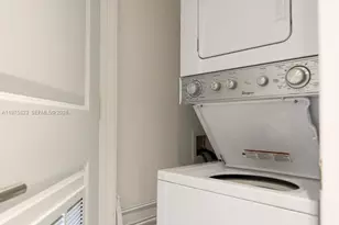 1600 NE 1st Ave, Miami, FL 33132 - Photo 23