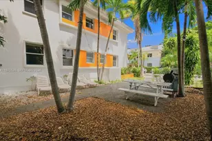1000 7th St, Miami Beach, FL 33139 - Photo 23