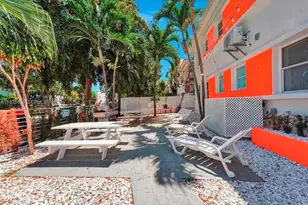 1000 7th St, Miami Beach, FL 33139 - Photo 23