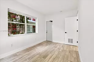 1000 7th St, Miami Beach, FL 33139 - Photo 29