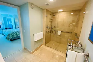 2670 E Sunrise Blvd, Fort Lauderdale, FL 33304 - Photo 21