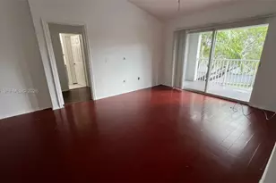 711 SW 111th Way, Pembroke Pines, FL 33025 - Photo 5