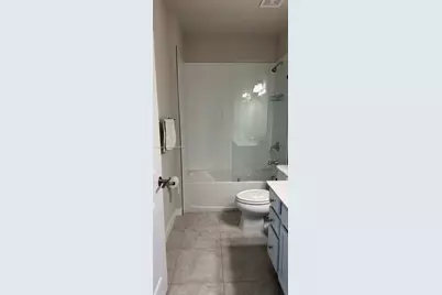 1070 NW 6th Ter, Florida City, FL 33034 - Photo 5