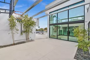 19801 NE 23rd Ave, Miami, FL 33180 - Photo 51