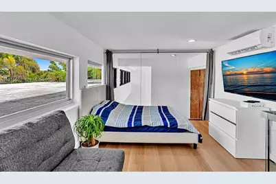 19801 NE 23rd Ave, Miami, FL 33180 - Photo 37