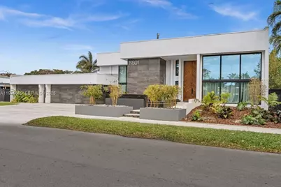 19801 NE 23rd Ave, Miami, FL 33180 - Photo 3