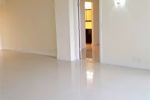 20500 W Country Club Dr, Aventura, FL 33180 - Photo 11